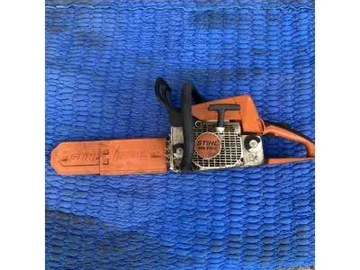 STIHL エンジンチェーンソー MS210C（35cmバー）